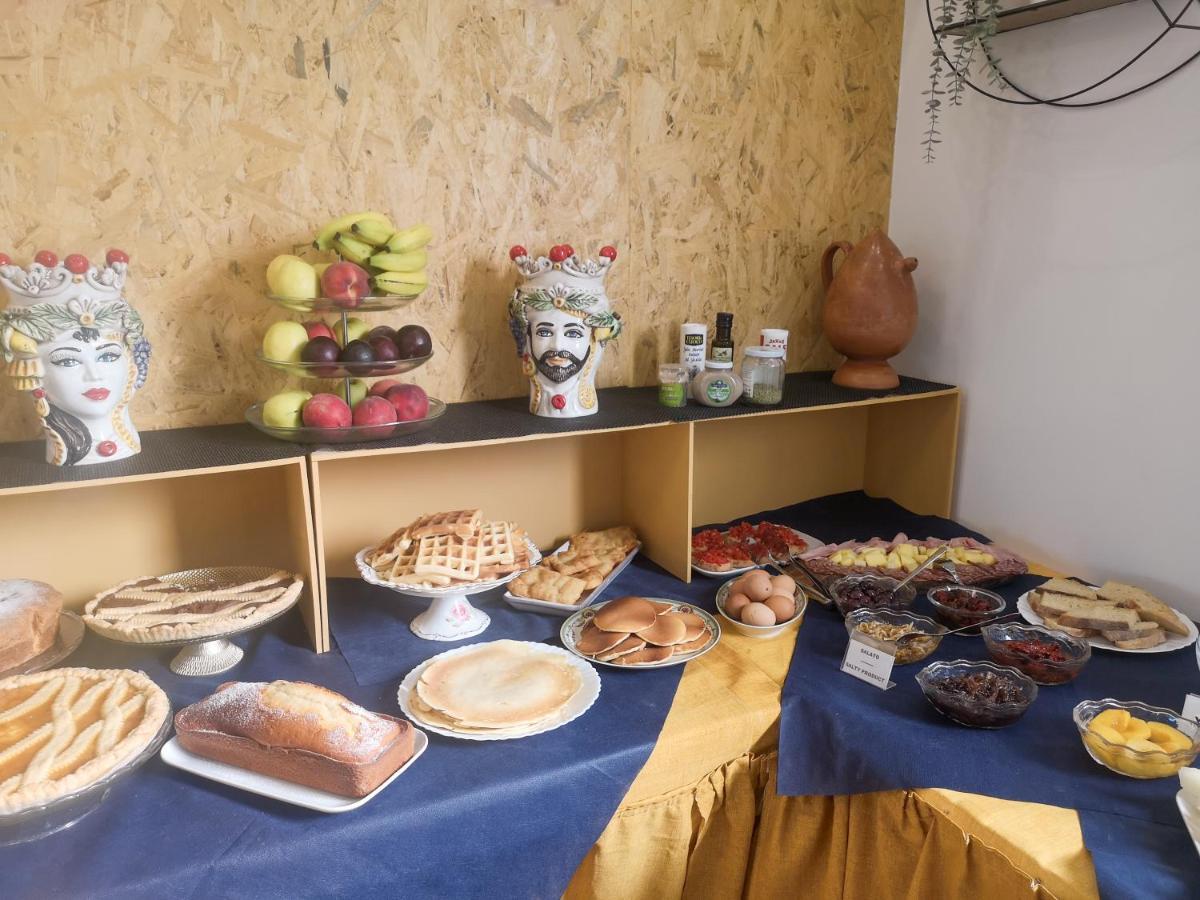 Sicily In Love 2 - Rooms & Breakfast Taormina Dış mekan fotoğraf