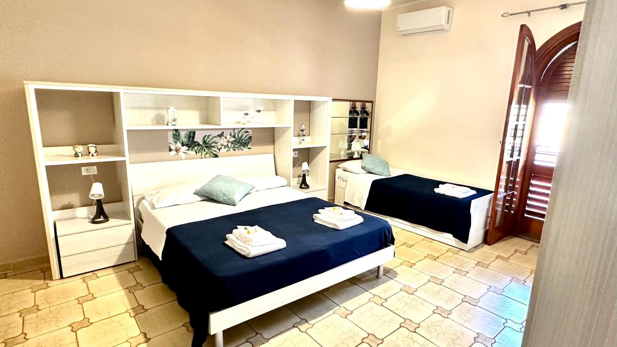 Sicily In Love 2 - Rooms & Breakfast Taormina Oda fotoğraf