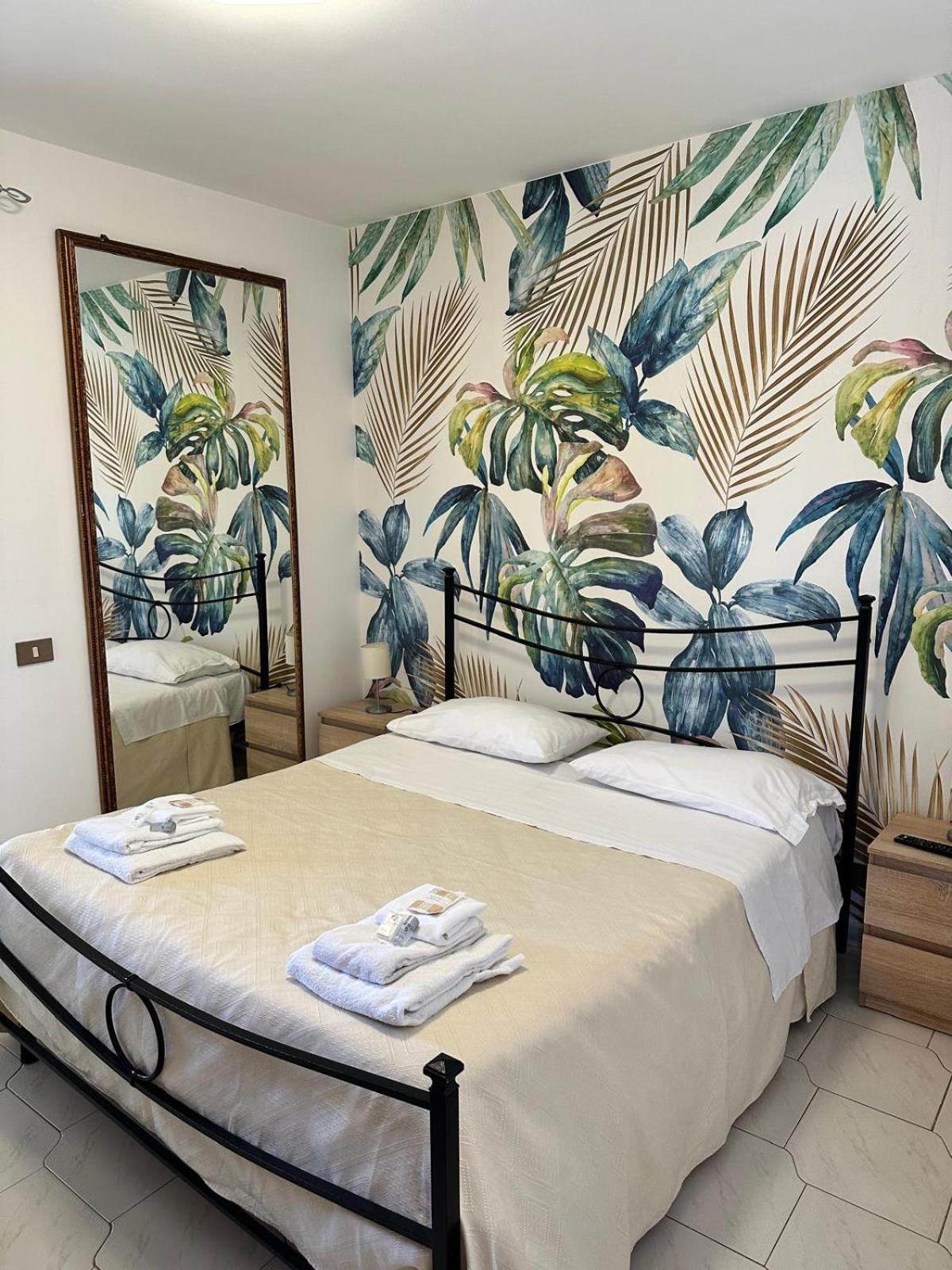 Sicily In Love 2 - Rooms & Breakfast Taormina Dış mekan fotoğraf