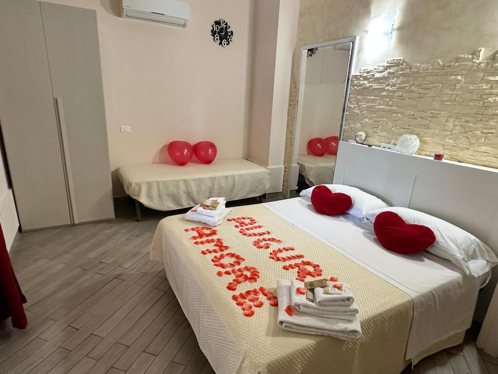 Sicily In Love 2 - Rooms & Breakfast Taormina Dış mekan fotoğraf